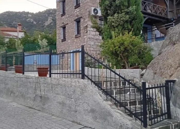 Κούκος Ευζην